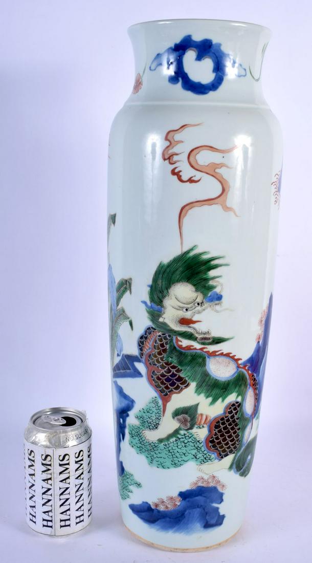 AN EARLY 20TH CENTURY CHINESE WUCAI PORCELAIN SLEEVE (1 of 5)