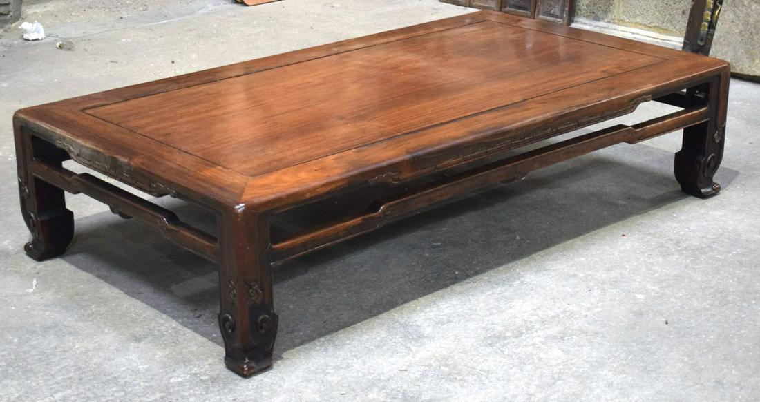 A VERY LARGE AND RARE CHINESE HARDWOOD KANG TABLE (1 of 12)