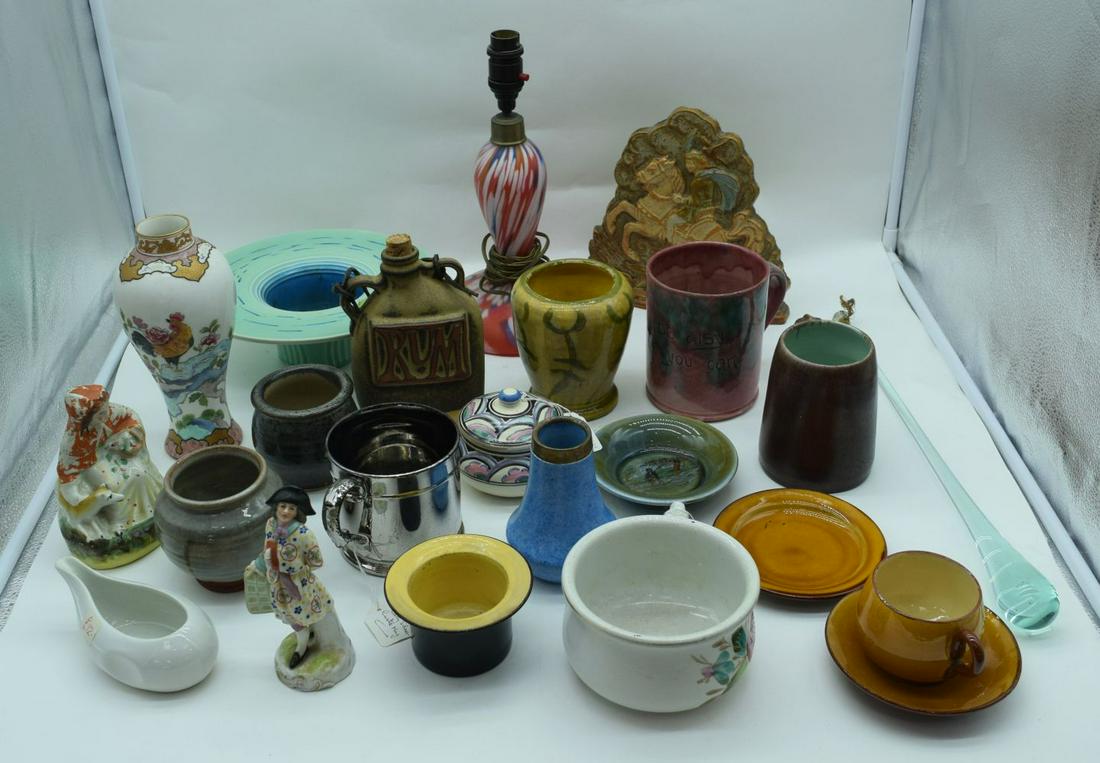 Miscellaneous collection of ceramics and glass items (1 of 6)