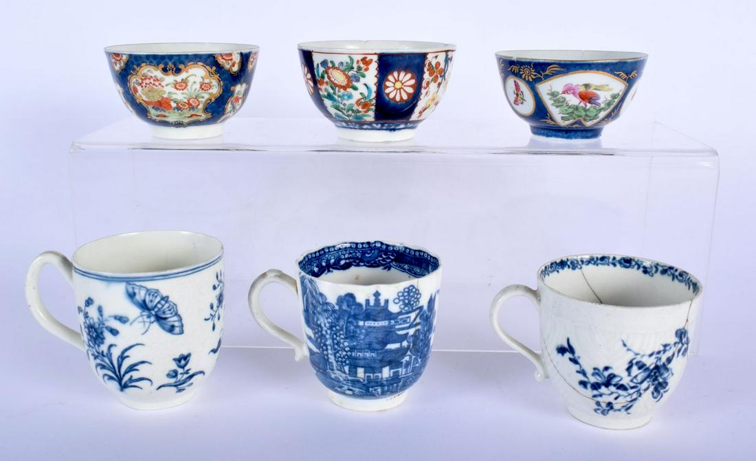THREE 18TH CENTURY WORCESTER BLUE SCALE TEABOWLS: THREE 18TH CENTURY WORCESTER BLUE SCALE TEABOWLS together with three Caughley/Worcester cups. (6)