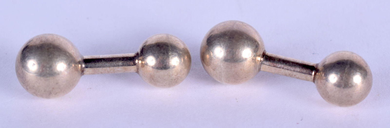 A PAIR OF SILVER TIFFANY & CO SILVER CUFFLINKS. 13 (1 of 3)