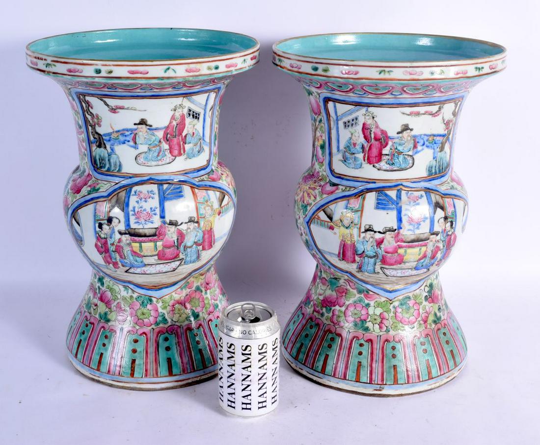A LARGE PAIR OF 19TH CENTURY CHINESE CANTON FAMILLE (1 of 9)