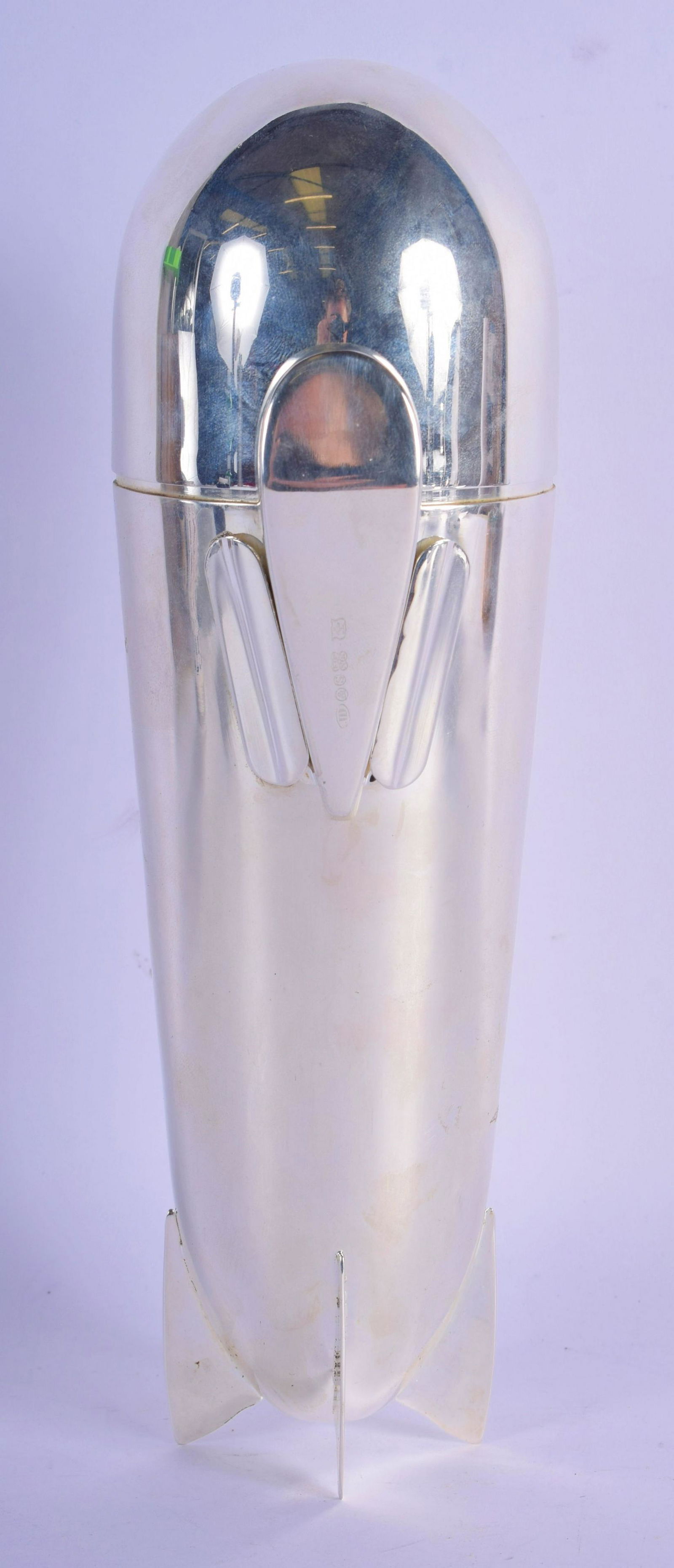 A CONTEMPORARY SILVER PLATED ZEPPELIN COCKTAIL SHAKER. (1 of 2)
