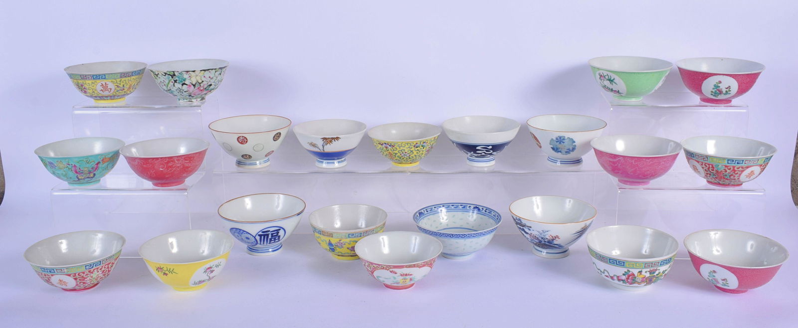 A COLLECTION OF EARLY 20TH CENTURY CHINESE BOWLS Late (1 of 20)