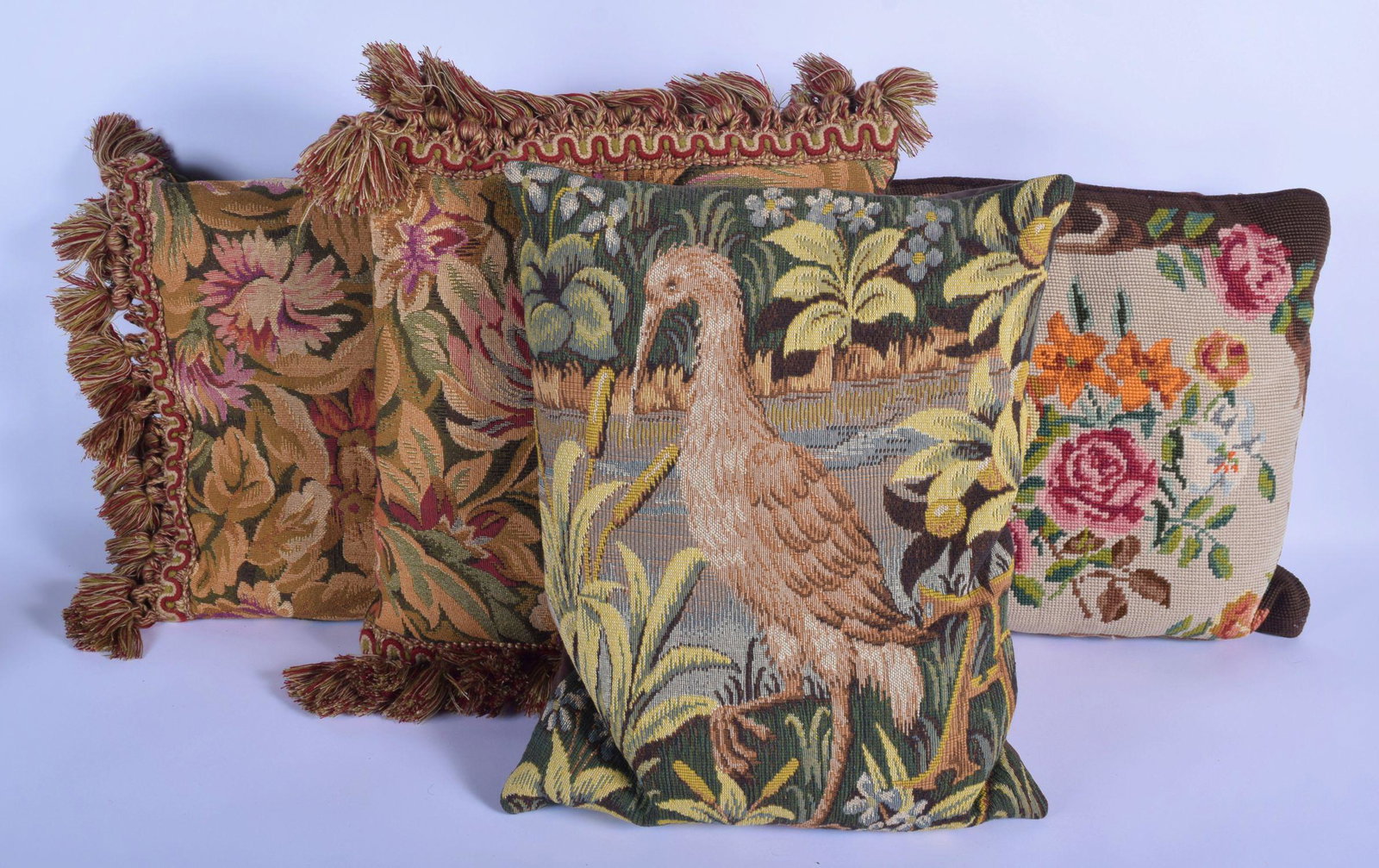 FOUR VINTAGE COUNTRY HOUSE PILLOWS. 40 cm x 34 cm. (4): FOUR VINTAGE COUNTRY HOUSE PILLOWS. 40 cm x 34 cm. (4)