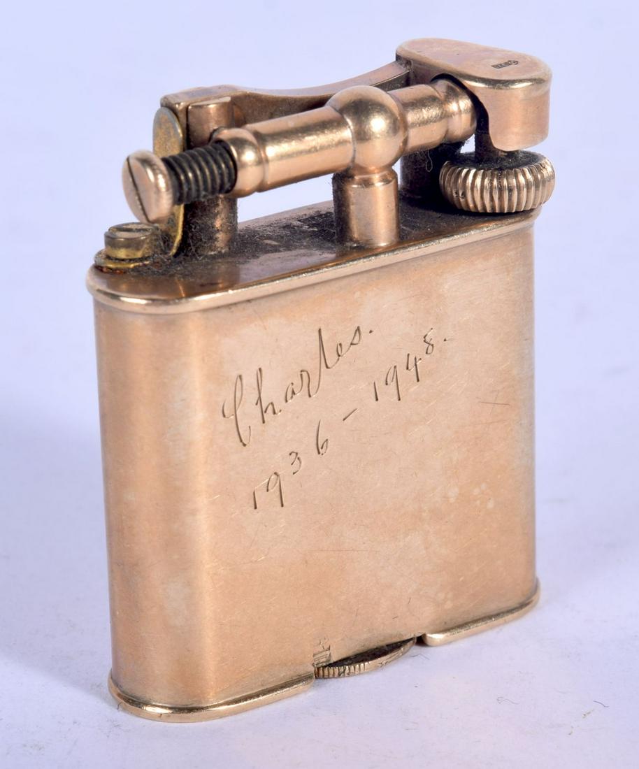 AN ART DECO 9CT GOLD DUNHILL LIGHTER. 39 grams overall. (1 of 6)
