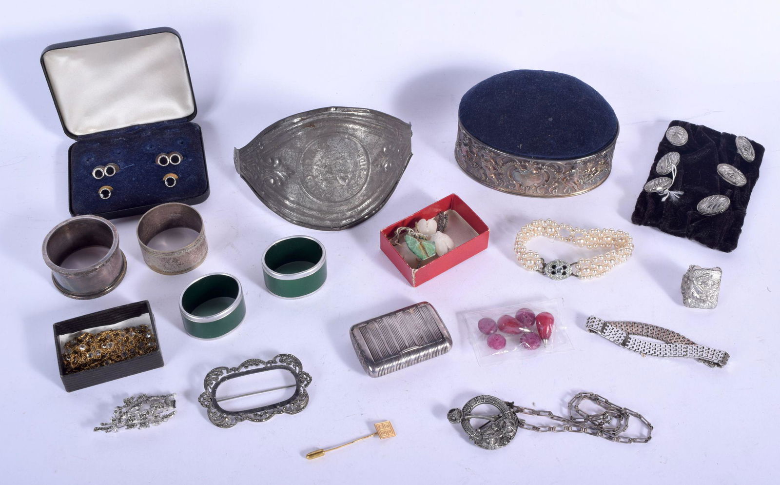 AN ANTIQUE SILVER SNUFF BOX together with a pin cushion (1 of 1)