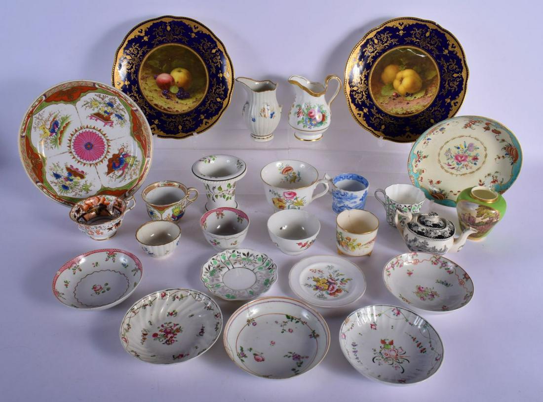 A QUANTITY OF 18TH, 19TH AND EARLY 20TH C. COLLECTABLE (1 of 13)