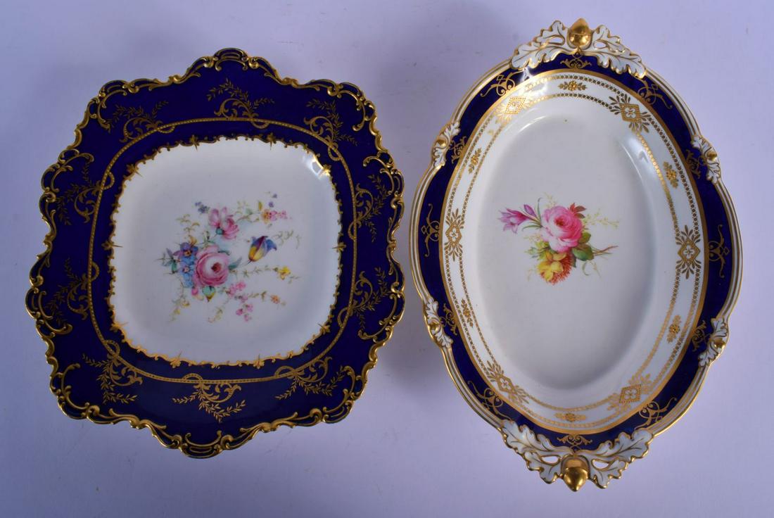 ROYAL CROWN DERBY DISH OF SQUARE SHAPE WITH MOULDED RIM (1 of 2)
