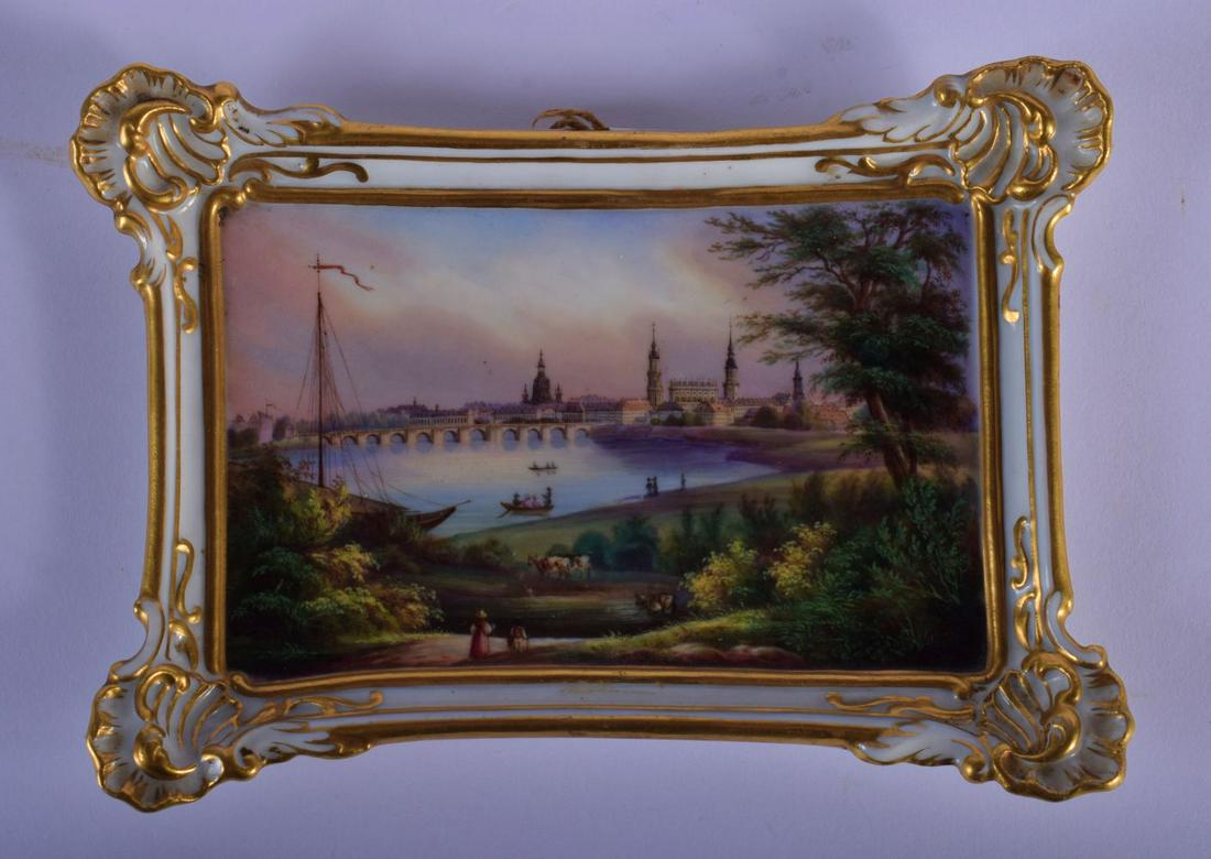 AN 18TH/19TH CENTURY MEISSEN PORCELAIN PLAQUE painted: AN 18TH/19TH CENTURY MEISSEN PORCELAIN PLAQUE painted with a river scene. 13 cm x 9 cm.