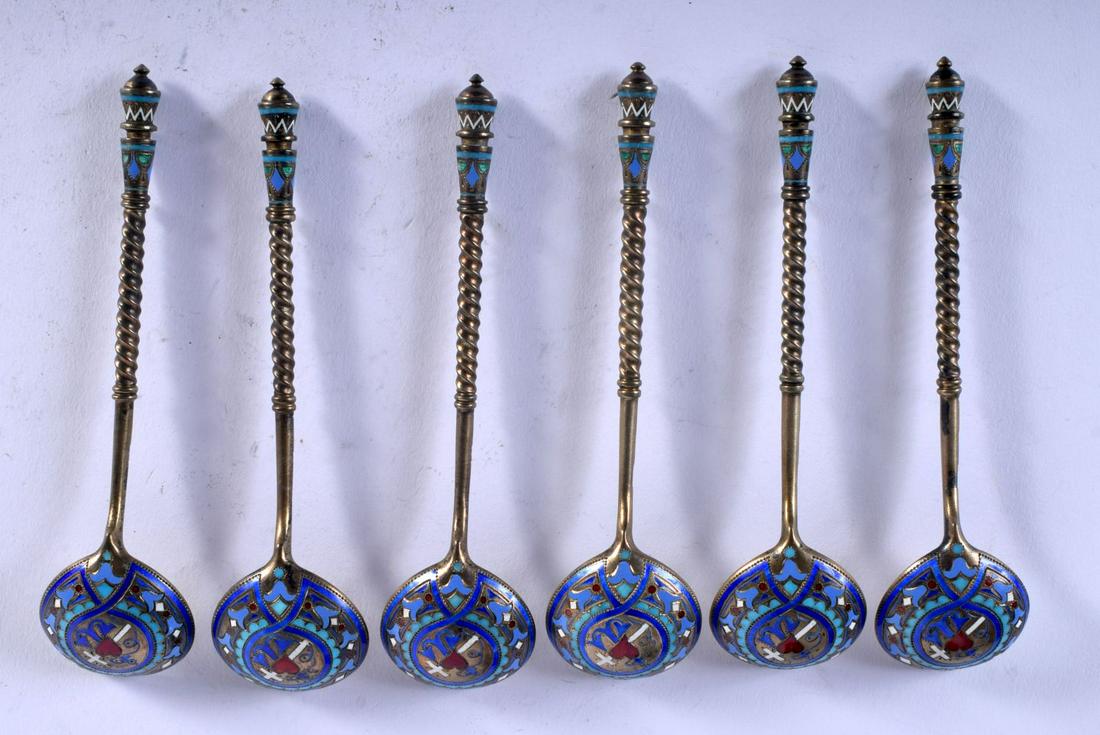 A SET OF SIX CONTINENTAL SILVER ENAMEL SPOONS.  Spoon (1 of 3)