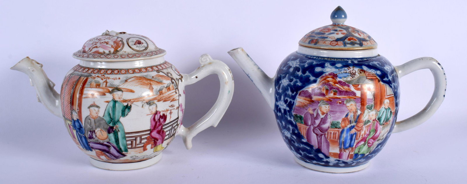 TWO 18TH CENTURY CHINESE EXPORT TEAPOTS AND COVERS (1 of 4)