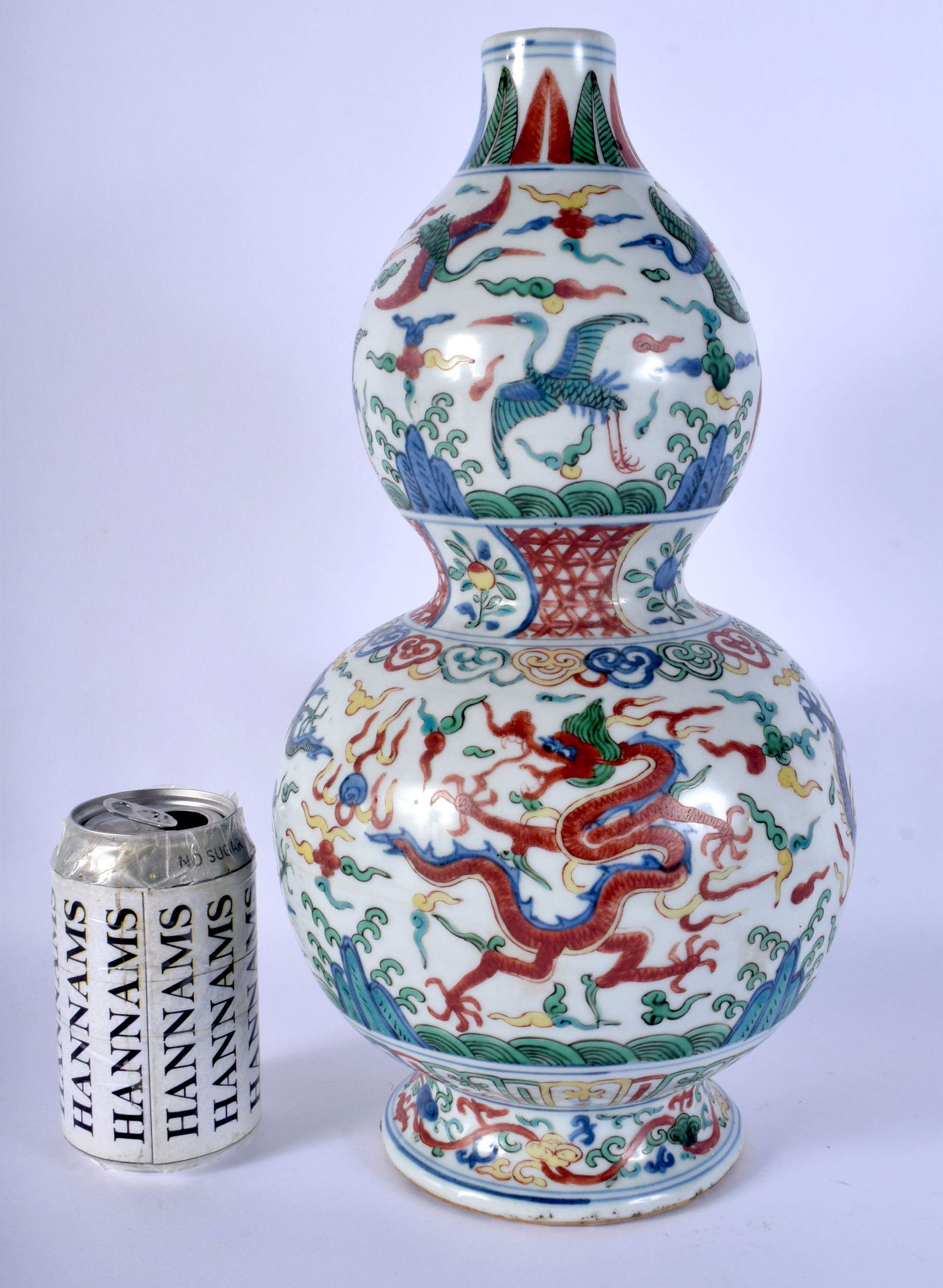 A 19TH CENTURY CHINESE WUCAI DOUBLE GOURD VASE bearing (1 of 5)