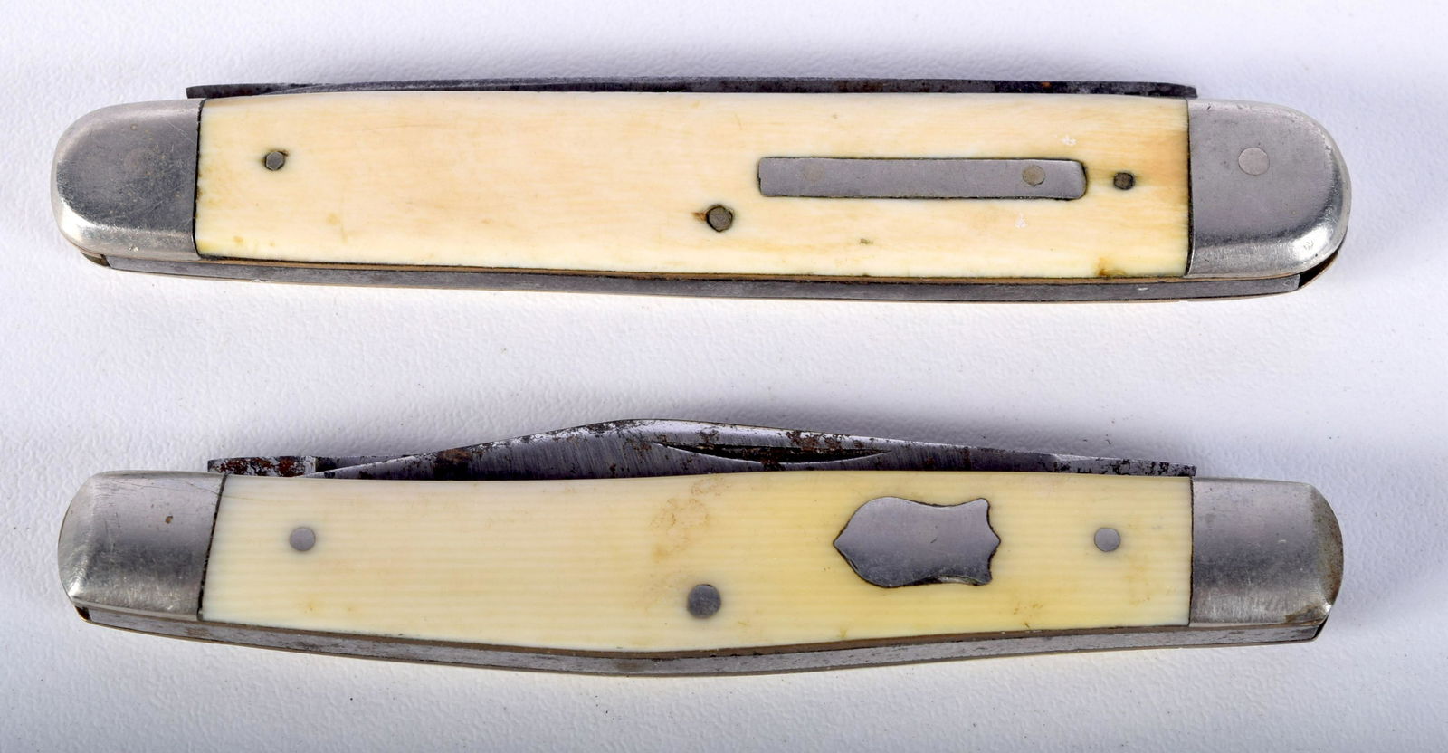 Two small Ivory handled fruit knives Brumby & Middleton (1 of 4)