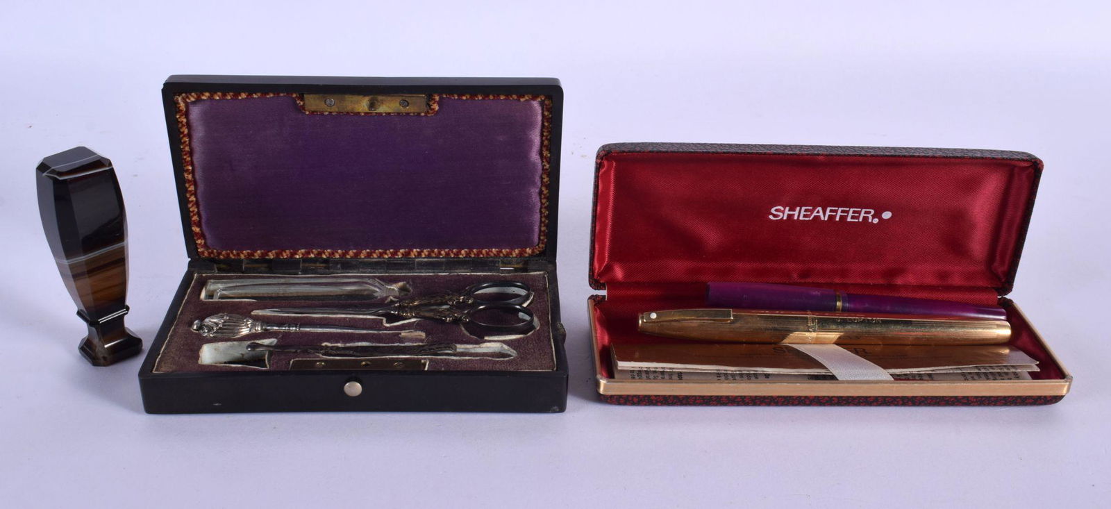 AN ANTIQUE AGATE SEAL together with an etui type box etc. (3) (1 of 6)