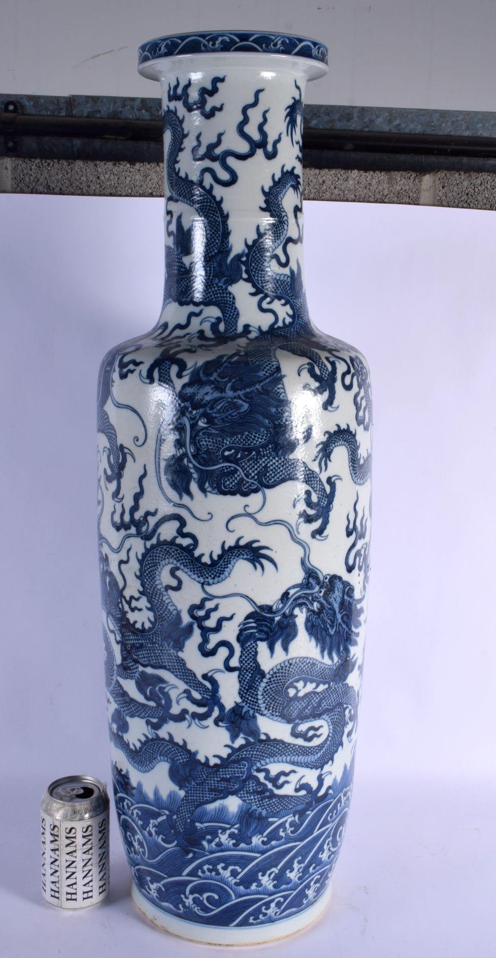 A GOOD LARGE 19TH CENTURY CHINESE BLUE AND WHITE ROULEAU VASE Kangxi style, painted with dragons. 75 (1 of 6)