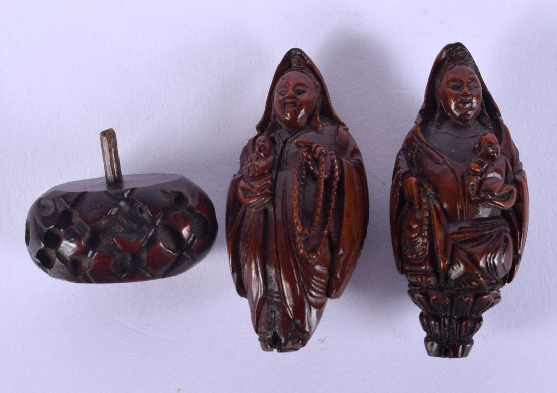TWO FINE AND RARE CHINESE QING DYNASTY CARVED NUTS finely carved as buddhistic figures. Largest 7 cm (1 of 8)