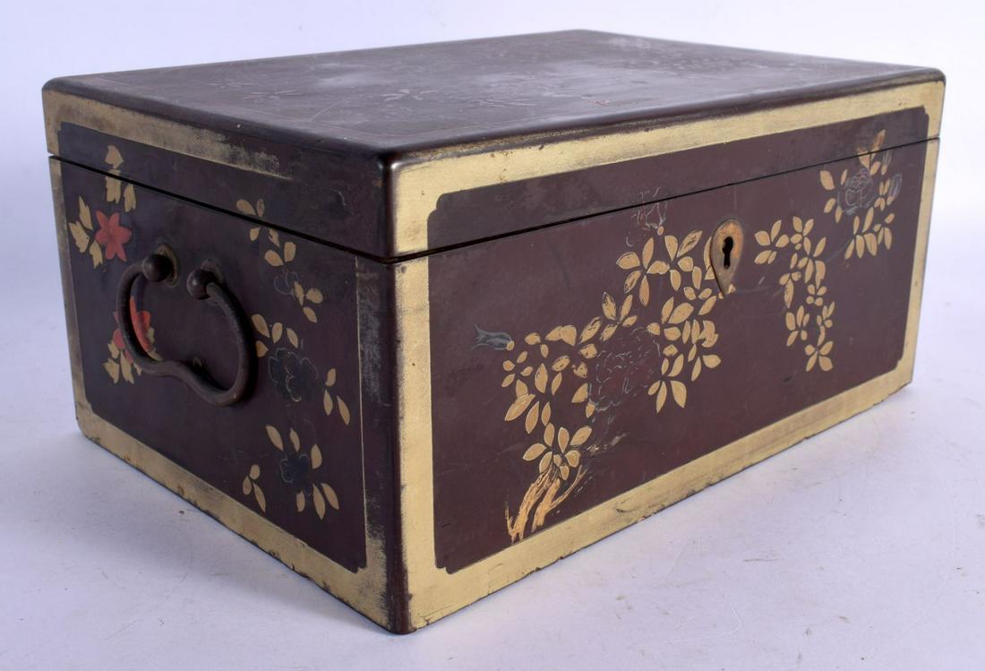 AN UNUSUAL 19TH CENTURY CHINESE LACQUERED PEWTER TEA CADDY. 24 cm x 15 cm. (1 of 5)