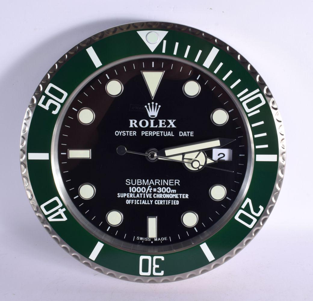A ROLEX SHOP DISPLAY ADVERTISING WALL CLOCK. 33 cm diameter. (1 of 2)