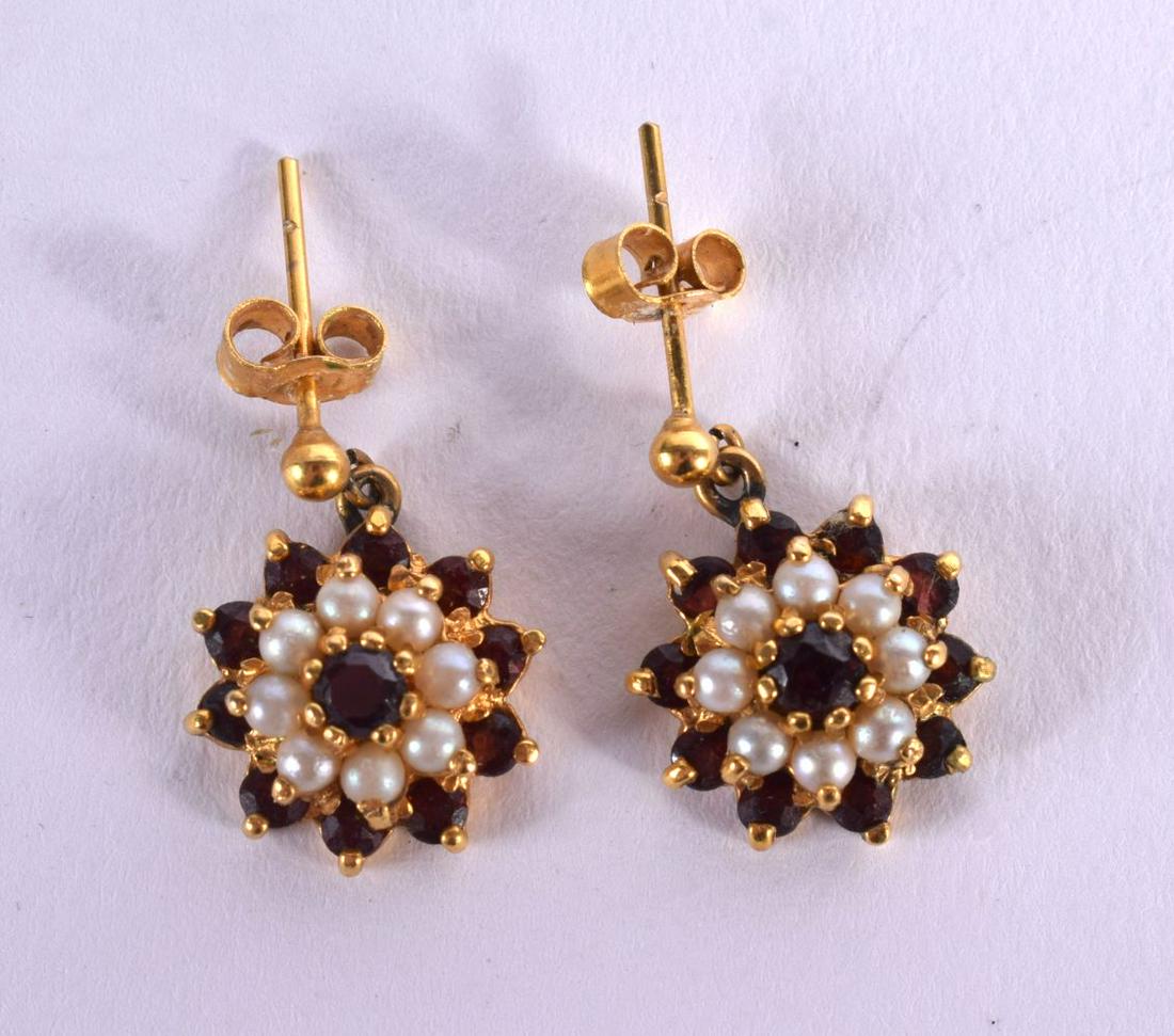 A PAIR OF RUBY AND PEARL EARRINGS.  1.8cm x 1.3cm, total weight 4.1g (1 of 2)