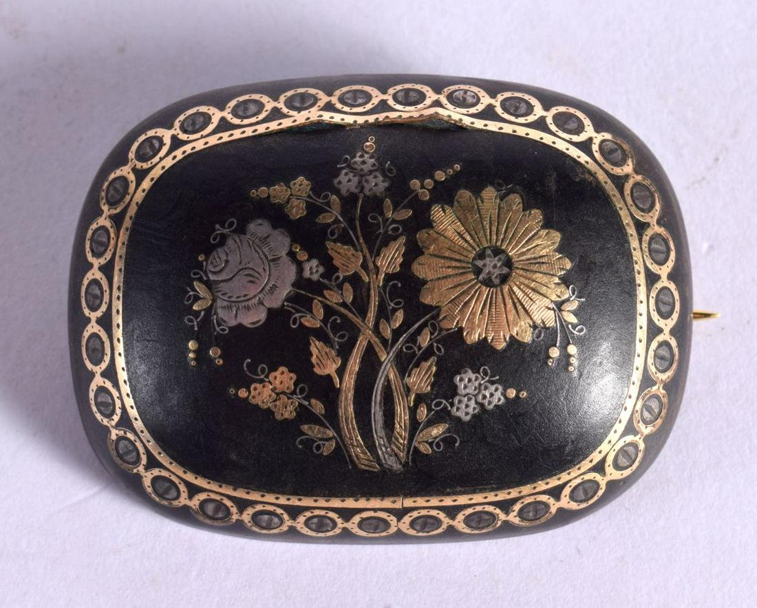 A REGENCY TORTOISESHELL PIQUE WORK BROOCH. 8 grams. 4.75 cm x 3.5 cm. (1 of 2)