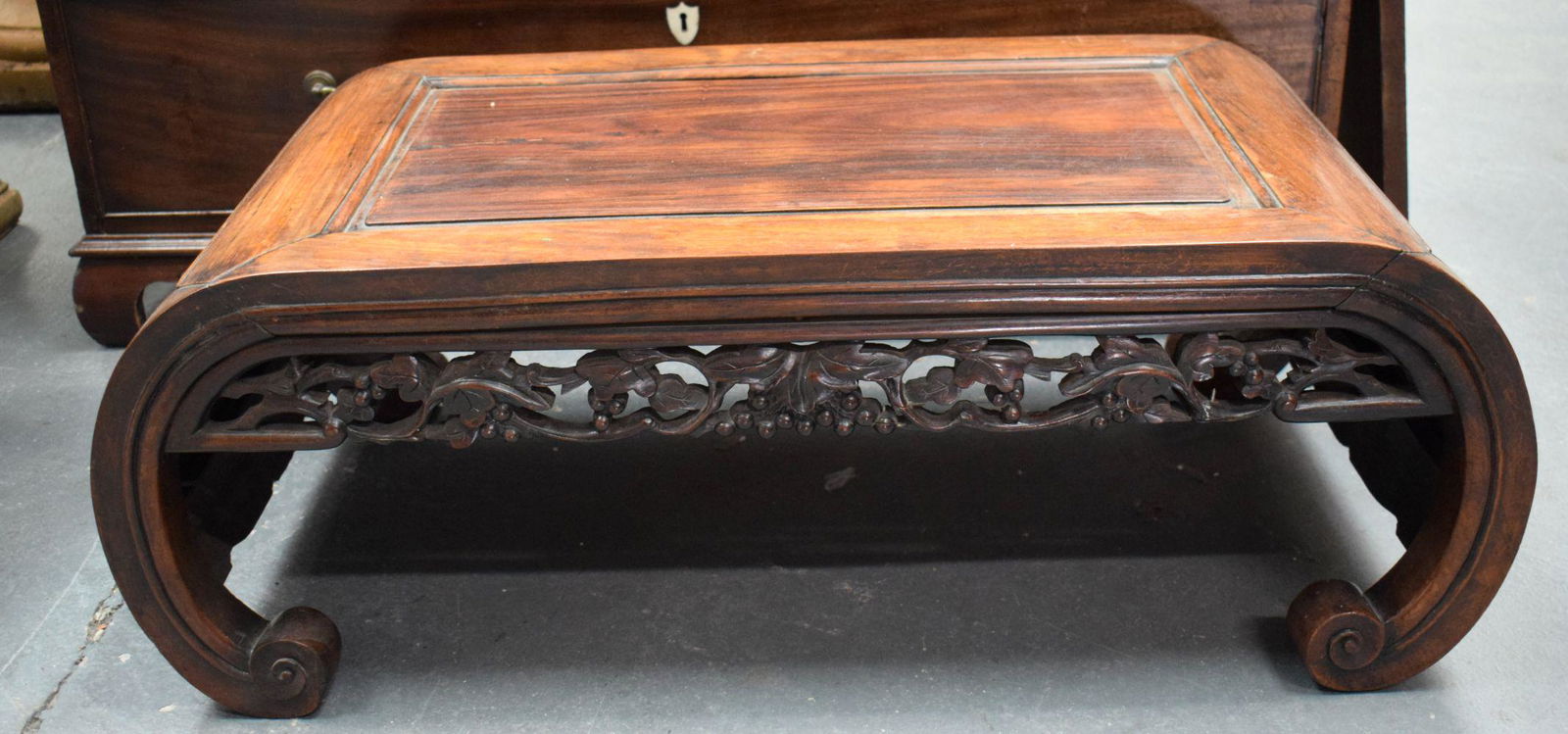 A 19TH CENTURY CHINESE CARVED HARDWOOD SCROLLING FORM OPIUM TABLE Qing. 80 cm x 45 cm x 32 cm. (1 of 7)