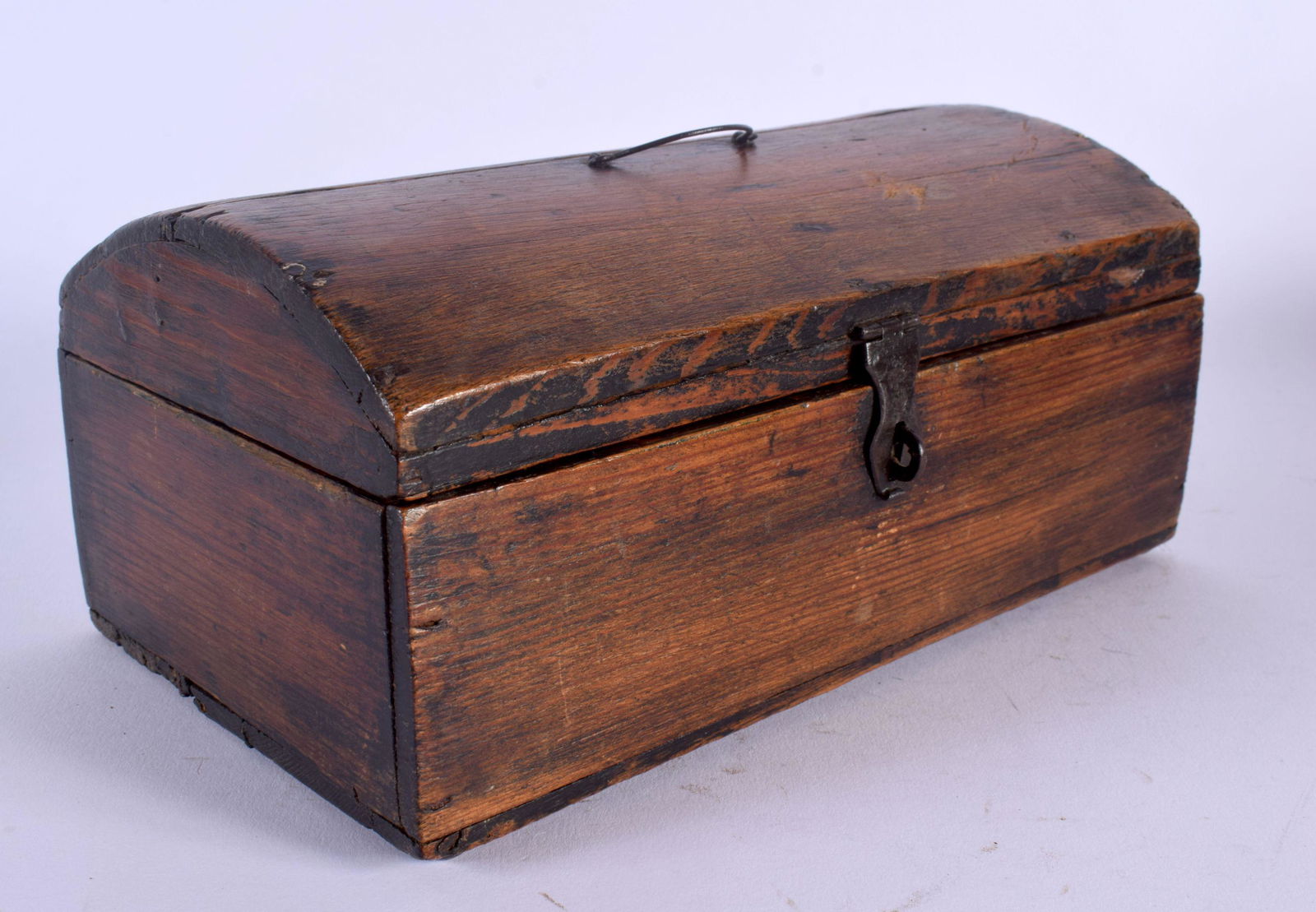 A 19TH CENTURY CONTINENTAL PINE BOX AND COVER. 22 cm x 10 cm. (1 of 4)