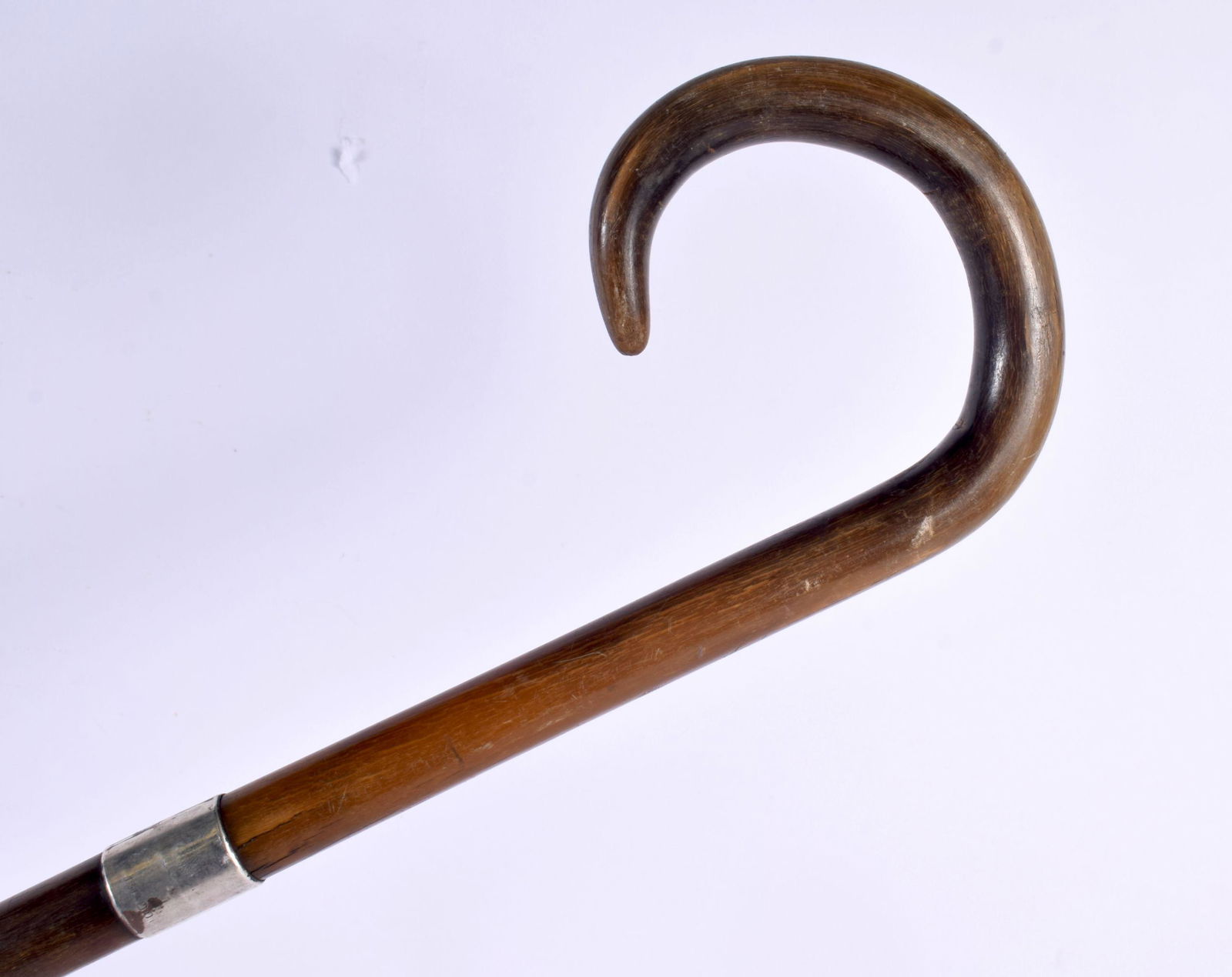 A RARE 19TH CENTURY EUROPEAN CARVED FULL LENGTH RHINOCEROS HORN WALKING CANE with silver mounts. 370 (1 of 6)