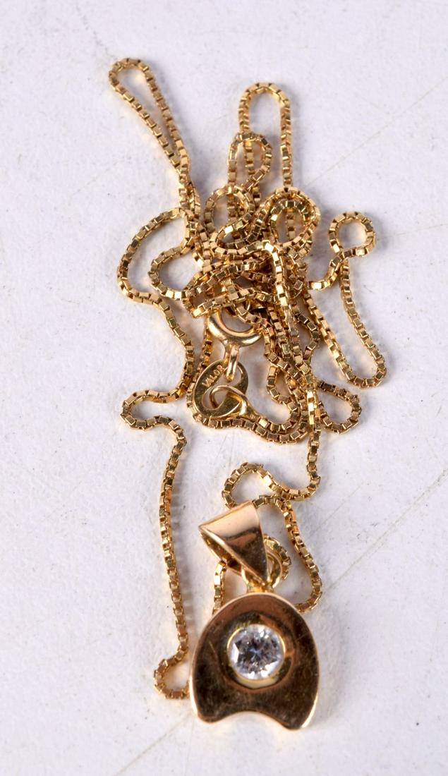 A 18CT GOLD AND DIAMOND NECKLACE.  Stamped 18K, Pendant 1.7cm x 0.9cm, chain 51cm, weight 4.8g (1 of 2)
