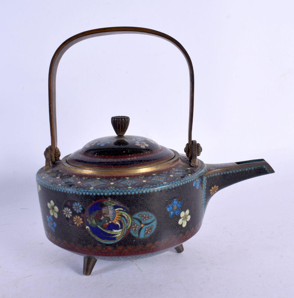 A 19TH CENTURY JAPANESE MEIJI PERIOD CLOISONNE ENAMEL TEAPOT AND COVER decorated with flowers. 15 cm (1 of 6)