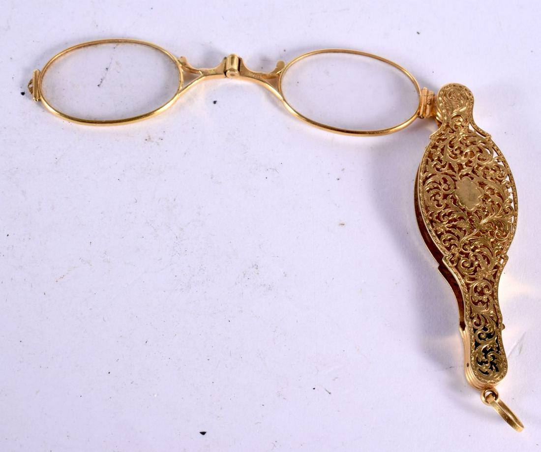 A FINE PAIR OF 18CT GOLD LORGNETTES. 33.1 grams. 12 cm x 10 cm extended. (1 of 3)