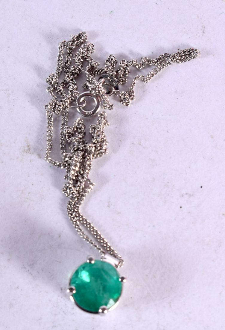 A FINE 18CT GOLD WHITE GOLD 2CT COLUMBIAN EMERALD NECKLACE. 4 grams. 40 cm long. (1 of 3)