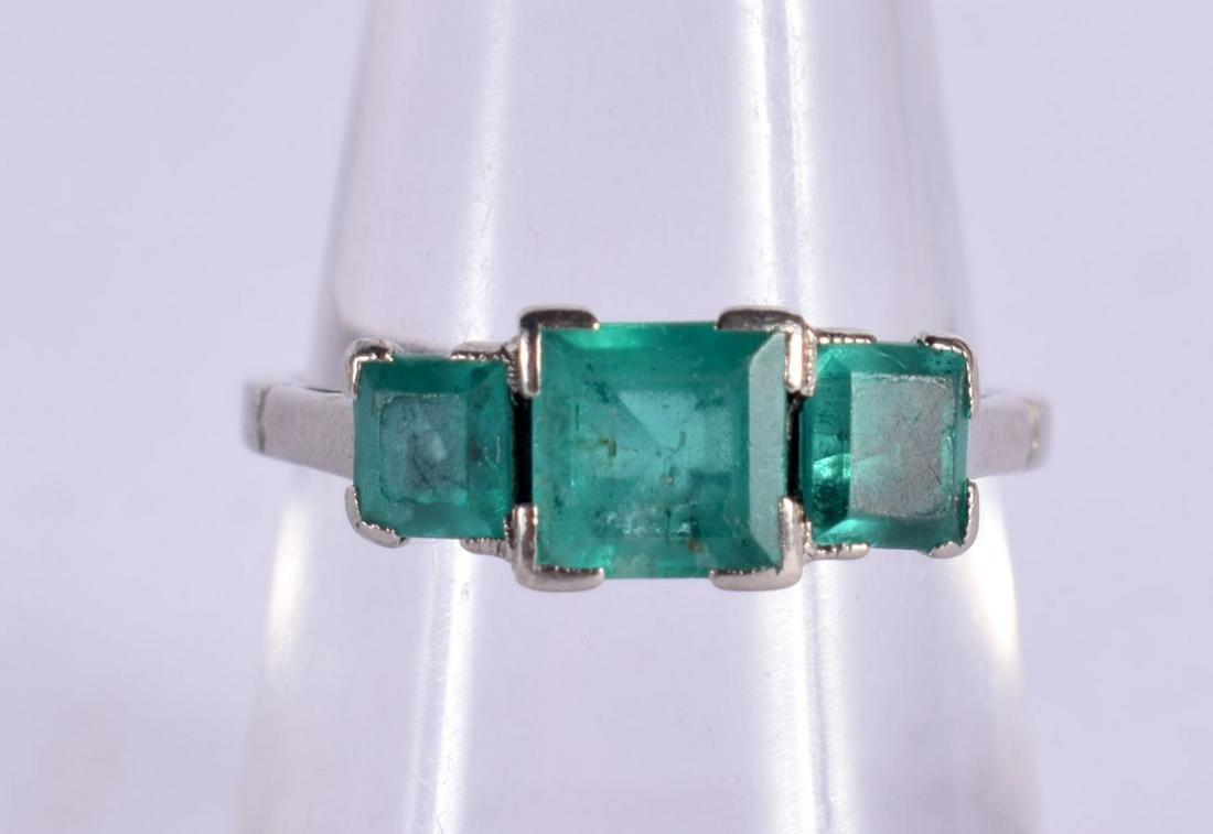 AN 18CT WHITE GOLD RING SET WITH 3 EMERALDS.  Size N, weight 3.5g (1 of 4)