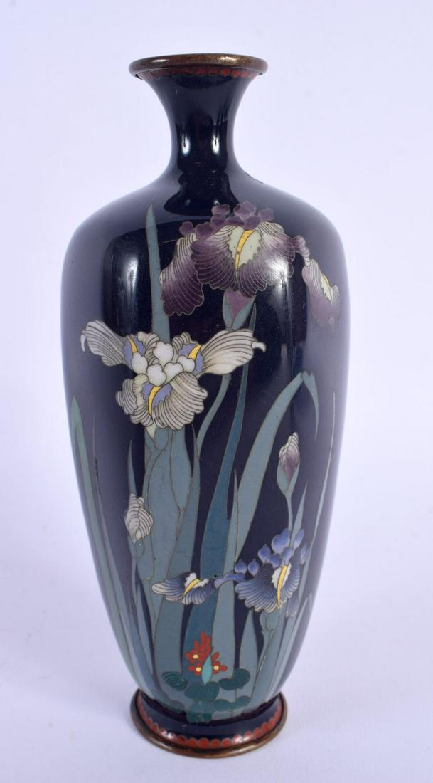 A 19TH CENTURY JAPANESE MEIJI PERIOD CLOSIONNE ENAMEL VASE. 15 cm high.: A 19TH CENTURY JAPANESE MEIJI PERIOD CLOSIONNE ENAMEL VASE. 15 cm high.