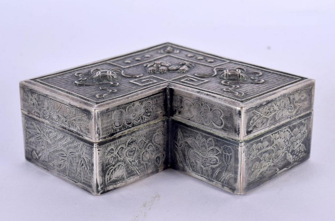 A 19TH CENTURY CHINESE EXPORT SILVER BOX AND COVER Qing. 117 grams. 10 cm x 8 cm. (1 of 5)