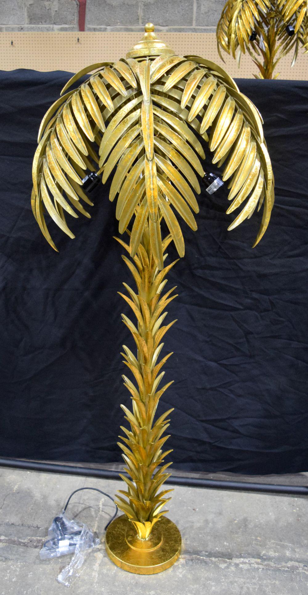 A large novelty palm tree lamp 154 cm (1 of 2)