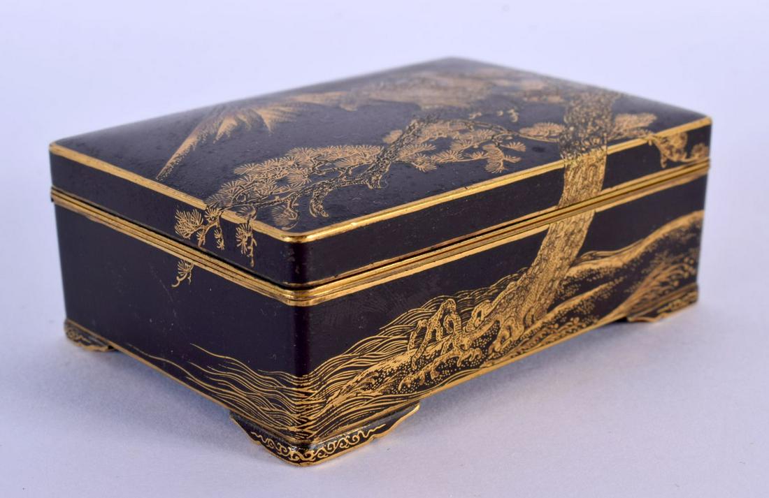 A GOOD 19TH CENTURY JAPANESE MEIJI PERIOD KOMAI TYPE BOX decorated with a hawk perched before Mt Fuj (1 of 6)