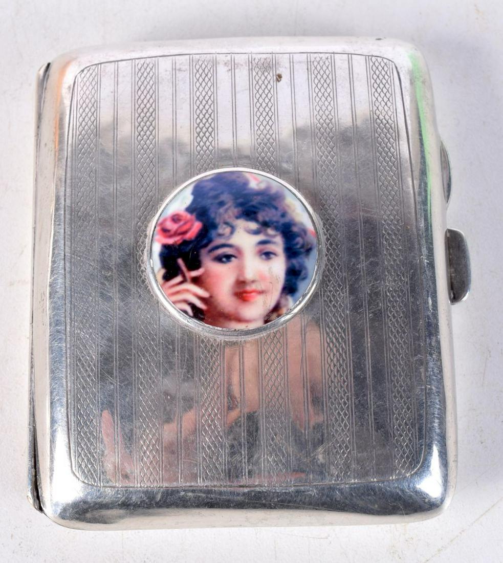 A MID 20TH CENTURY SILVER CIGARETTE CASE WITH CABOCHON OF A LADY WITH A ROSE IN HER HAIR.  Hallmarke (1 of 4)