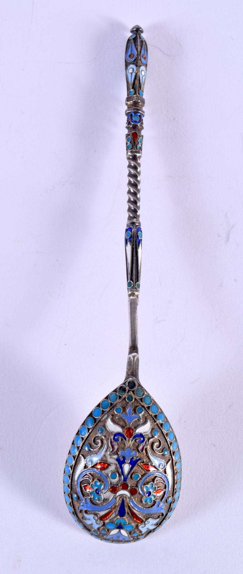 A 19TH CENTURY RUSSIAN SILVER AND ENAMEL SPOON. 23 grams. 14 cm x 3 cm.: A 19TH CENTURY RUSSIAN SILVER AND ENAMEL SPOON. 23 grams. 14 cm x 3 cm.