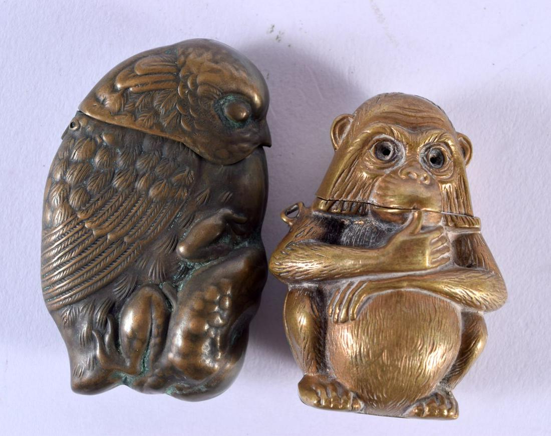 TWO 19TH CENTURY VESTA CASES. 5 cm x 3 cm. (2) (1 of 4)