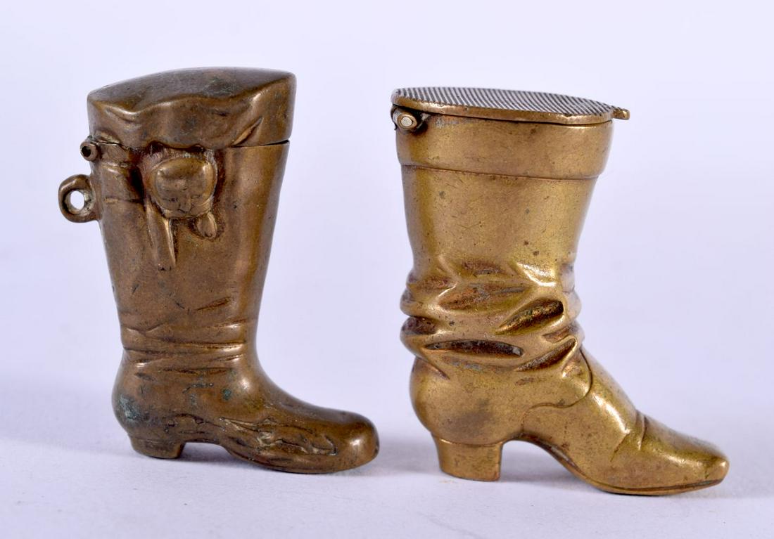 TWO 19TH CENTURY VESTA CASES. 5 cm x 3 cm. (2) (1 of 4)