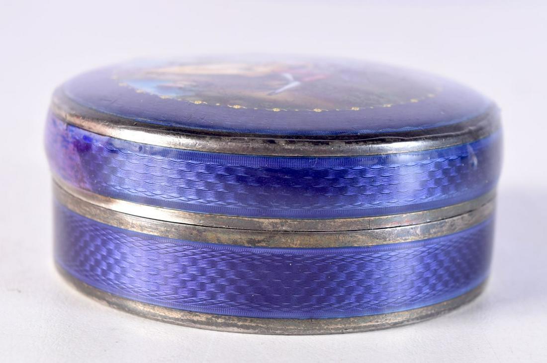 AN ANTIQUE SILVER AND ENAMEL BOX AND COVER. 82.5 grams. 6 cm diameter. (1 of 4)