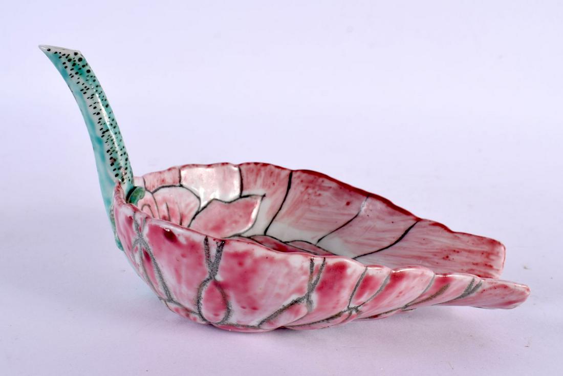 A CHINESE FAMILLE ROSE PORCELAIN LEAF FORM DISH Guangxu mark and possibly of the period. 15 cm x 10 (1 of 4)