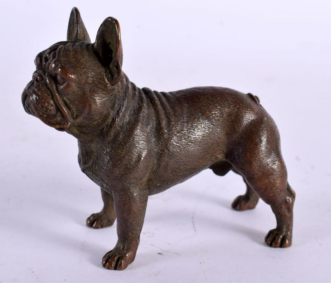 A JAPANESE BRONZE BULLDOG. 8.25 cm x 6.5 cm. (1 of 5)