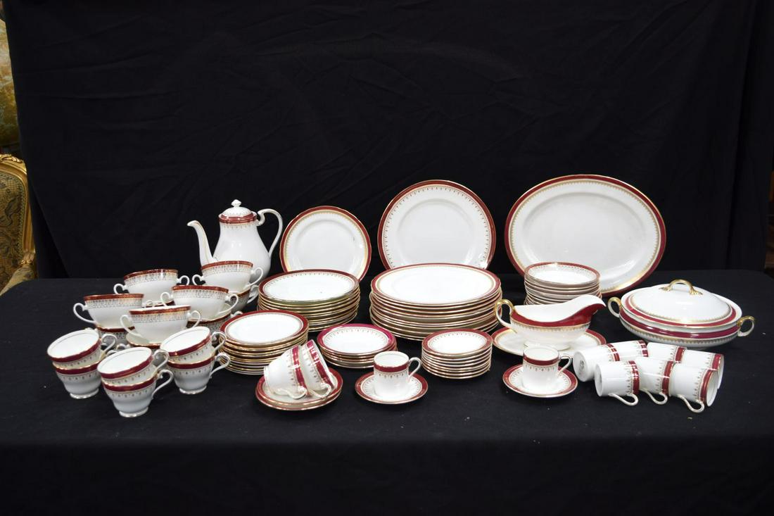 An Aynsley dinner service ,Ambassador and Durham part sets (1 of 6)