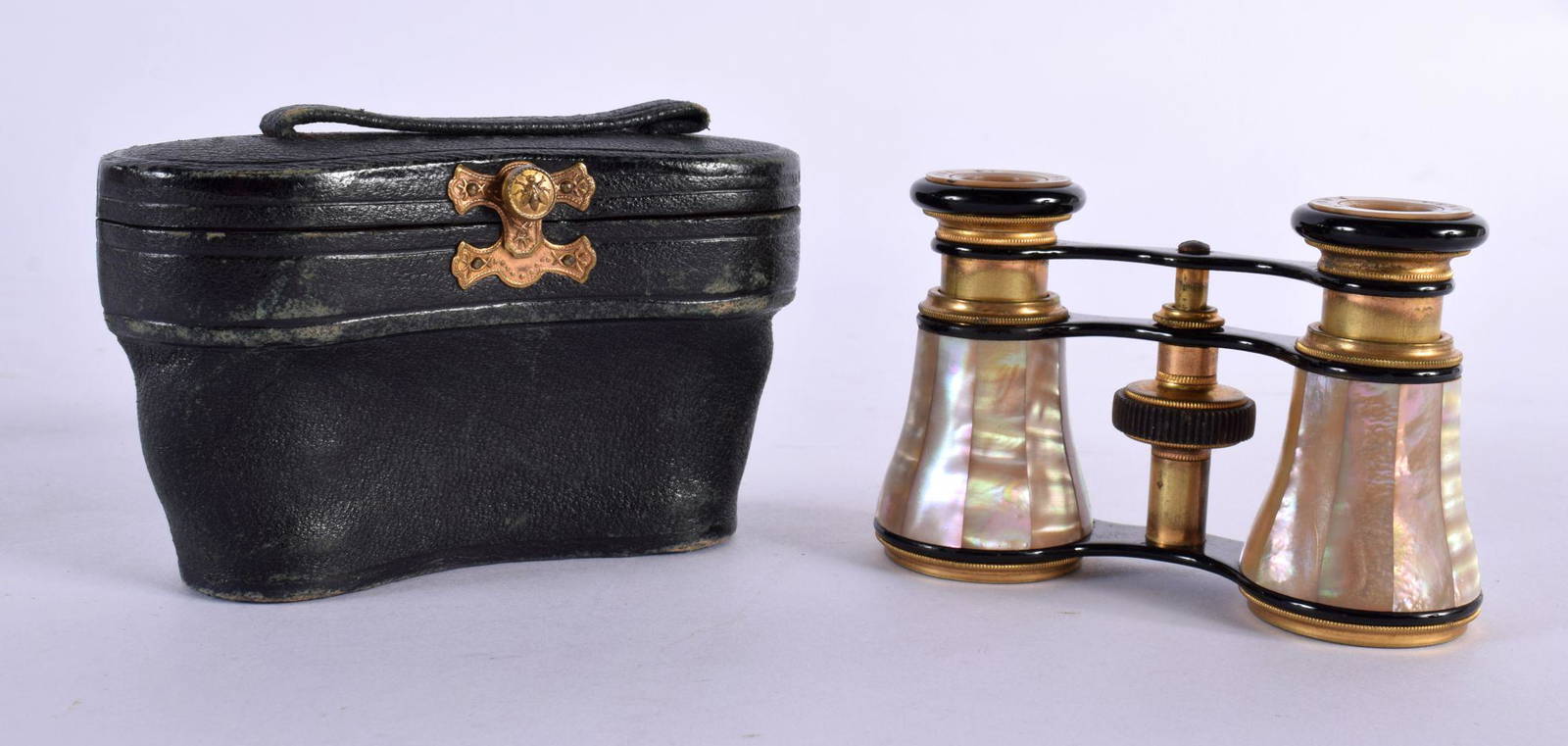 A Cased Pair Of Antique Verdi Fi Paris Mother Of Pearl Opera Glasses. 5