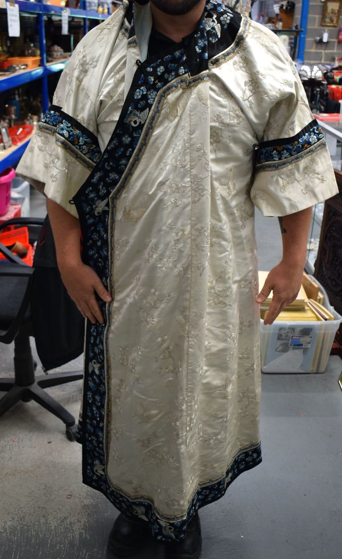 A LATE 19TH CENTURY CHINESE EMBROIDERED SILK ROBE Qing, decorated with foliage and birds. 135 cm x 1 (1 of 10)