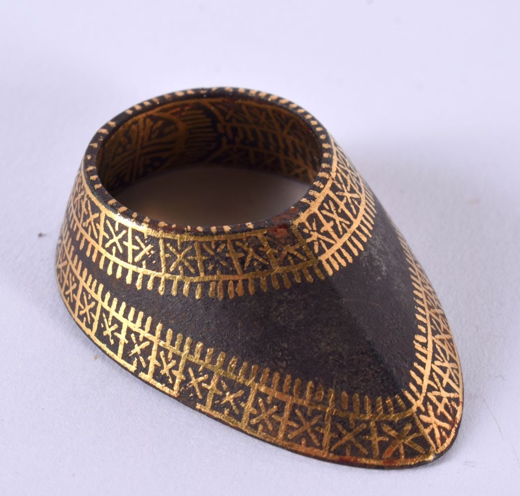 A VERY RARE 18TH/19TH CENTURY MIDDLE EASTERN GOLD INLAID ARCHER'S RING Indian or Ottoman. 24.4 grams (1 of 4)