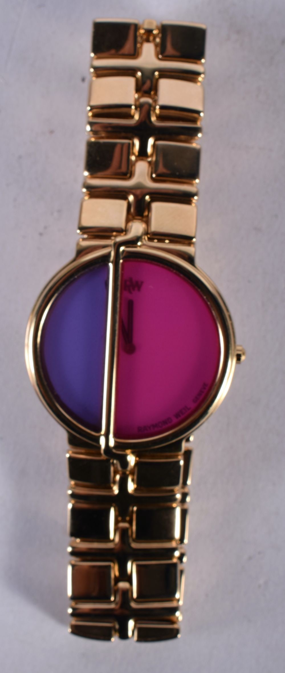 An 18CT Gold Plated Raymond Weil Watch 3725 Purple Pinnku Quartz.  Dial 3.3cm incl crown, needs batt (1 of 5)