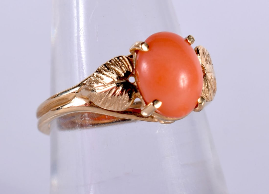 A CHINESE 14CT GOLD AND CORAL RING. 3.4 grams. N. (1 of 3)